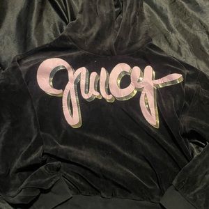 BLACK JUICY PULL OVER HOODIE